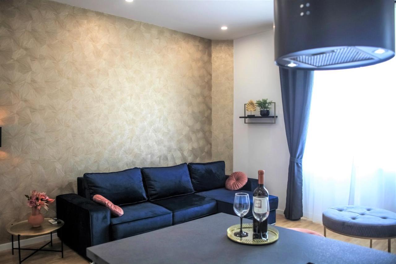Hedone City Luxury Apartments With Free Parking Pula Bagian luar foto