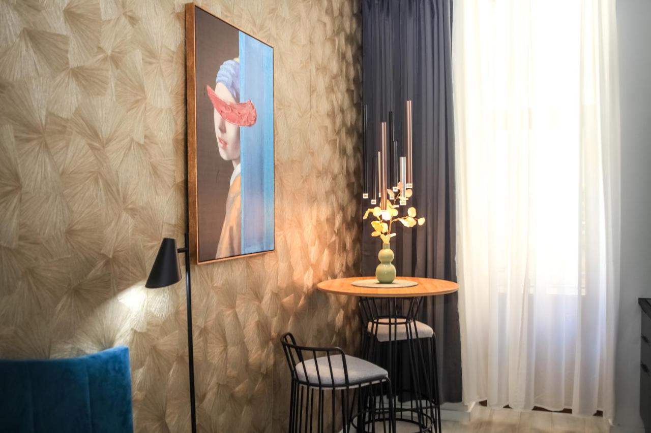 Hedone City Luxury Apartments With Free Parking Pula Bagian luar foto