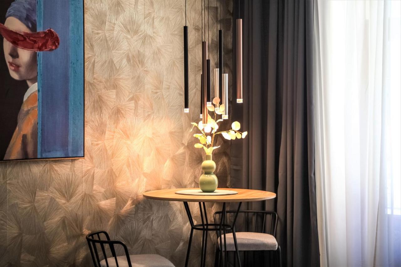 Hedone City Luxury Apartments With Free Parking Pula Bagian luar foto