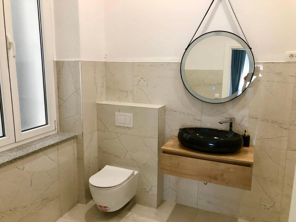 Hedone City Luxury Apartments With Free Parking Pula Bagian luar foto