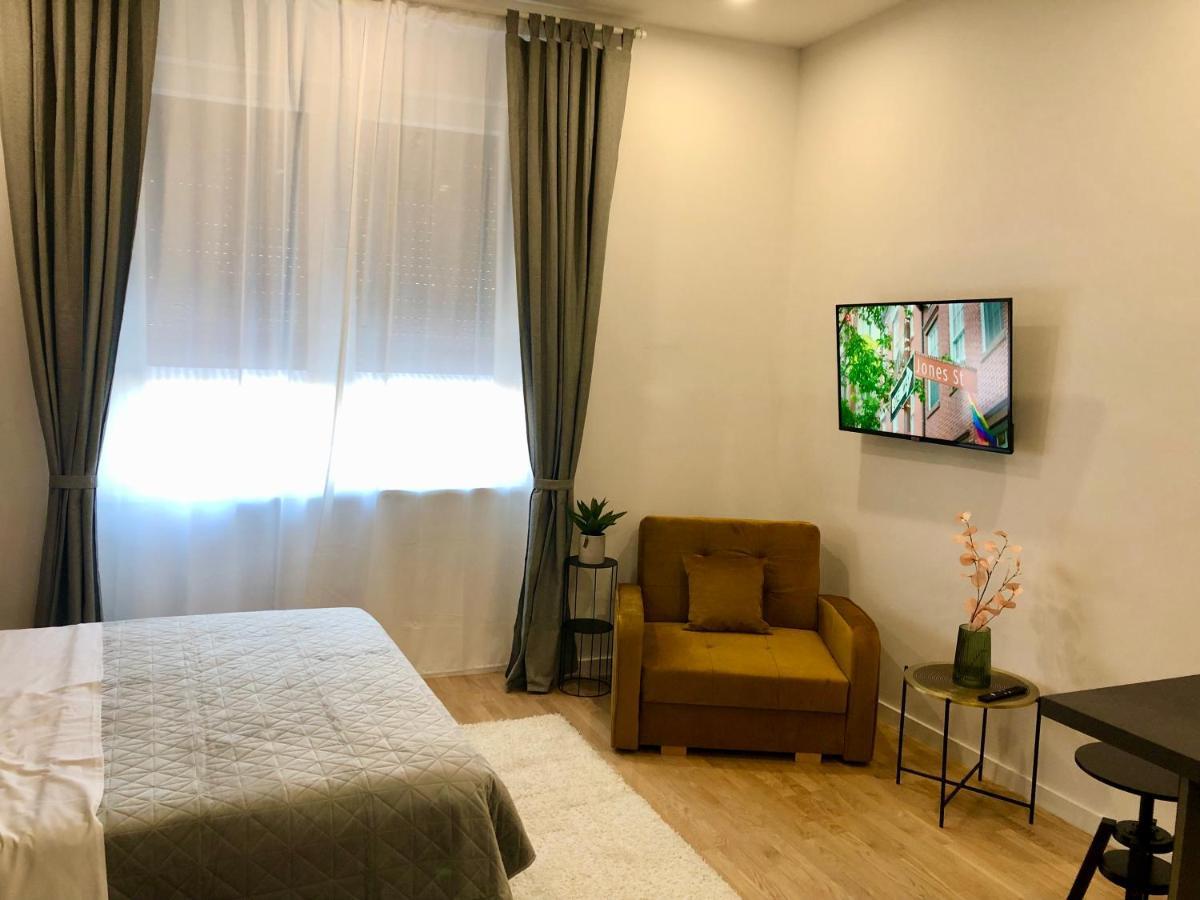 Hedone City Luxury Apartments With Free Parking Pula Bagian luar foto