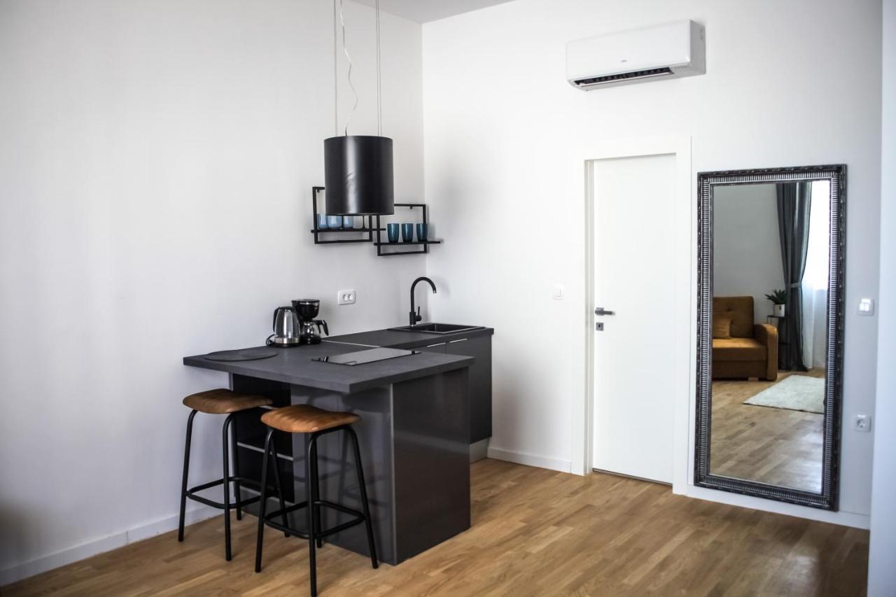 Hedone City Luxury Apartments With Free Parking Pula Bagian luar foto